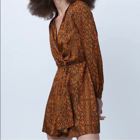 French Connection Snake Print Erina Drape Mini Dress Sz 4 - Picture 5 of 11